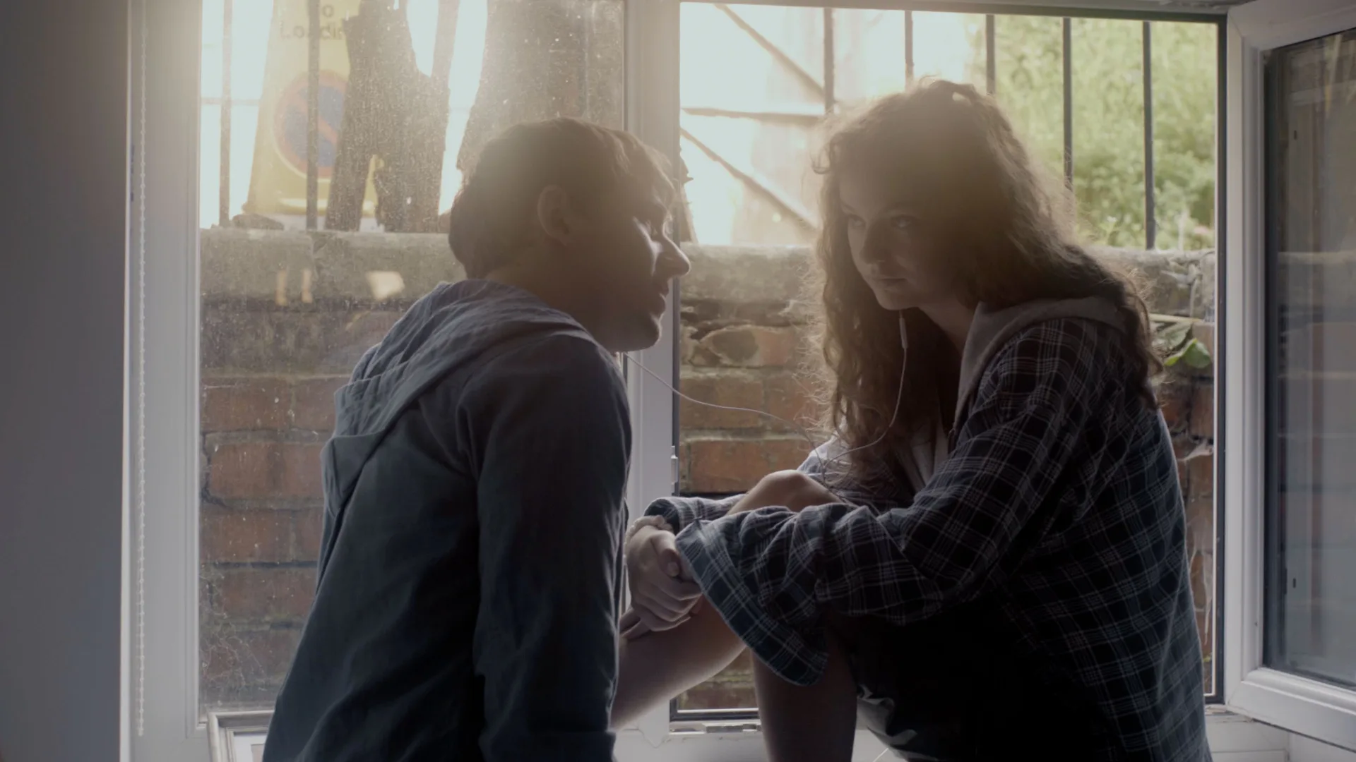 Sam and Riley in Disclosure