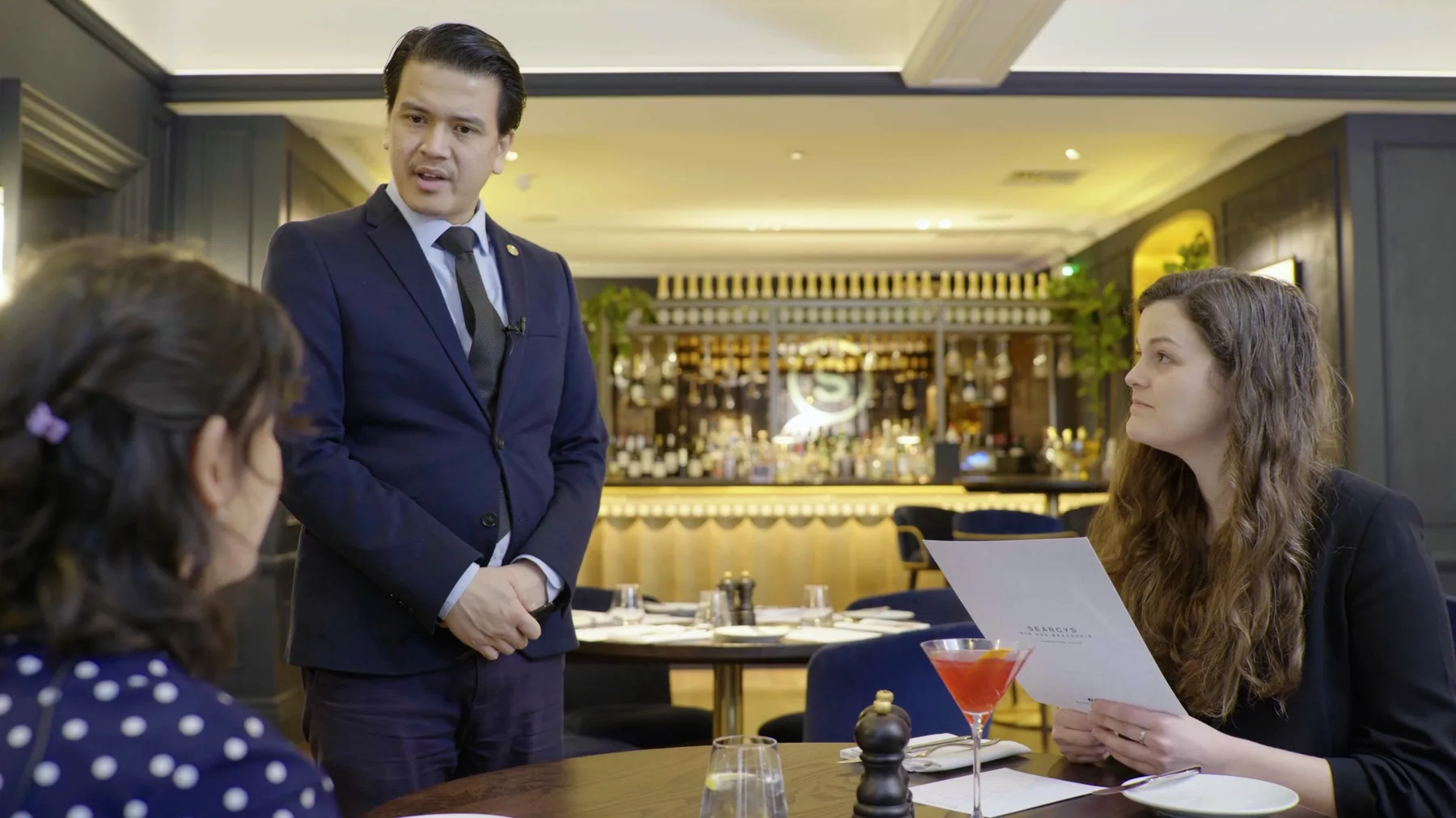Benugo work hygiene safety learning video restaurant briefing still