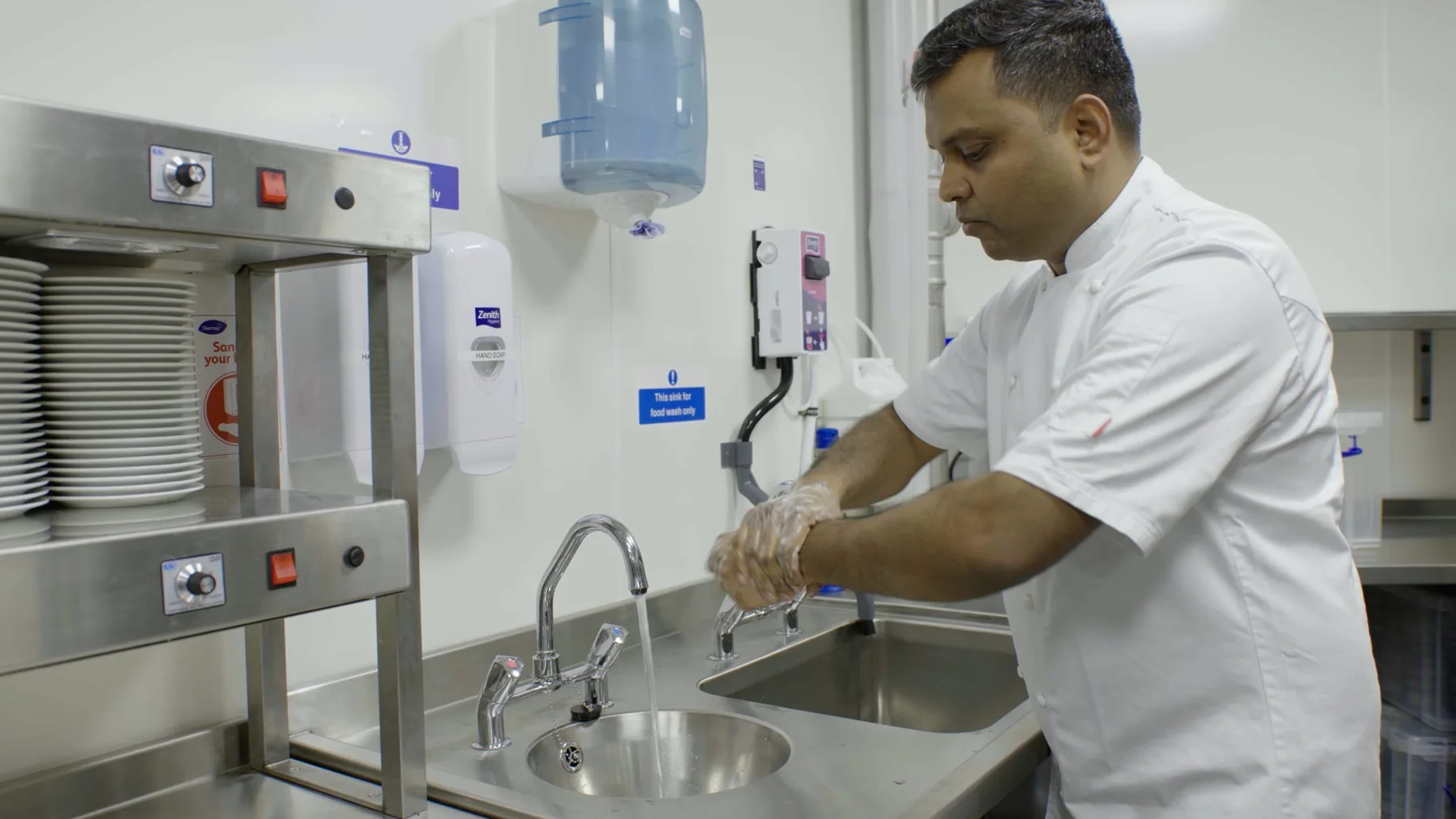 Benugo work hygiene safety learning video chef handwashing still