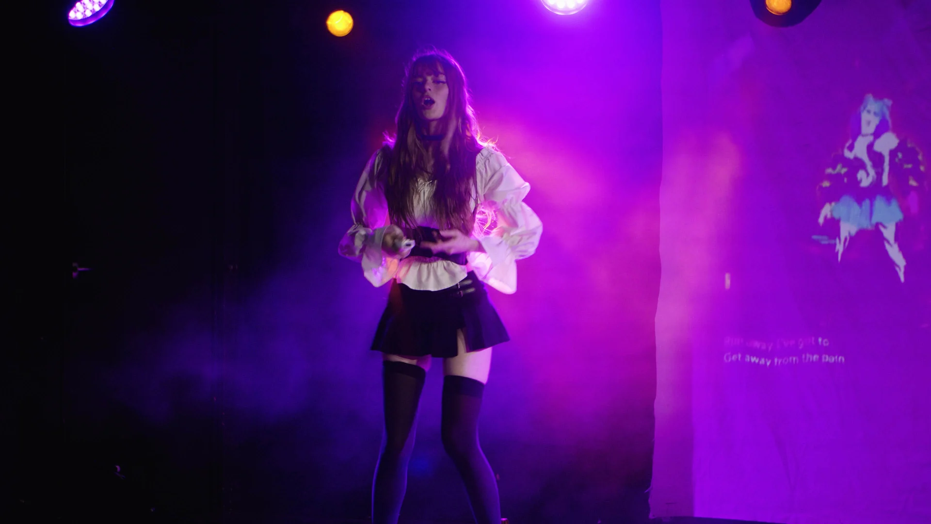 Bottom’s Up! live performance