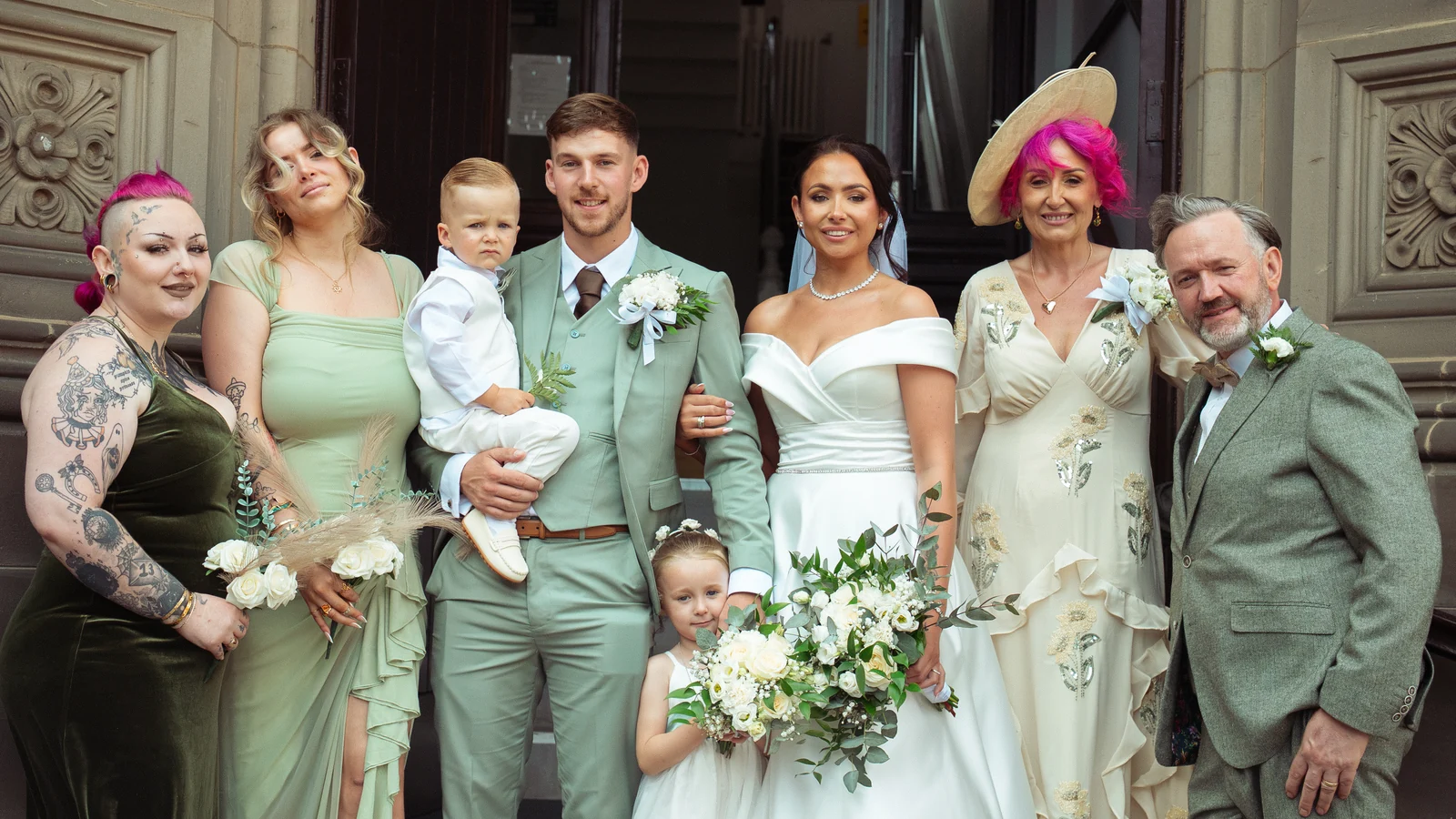 Ferguson and Howes wedding family portrait