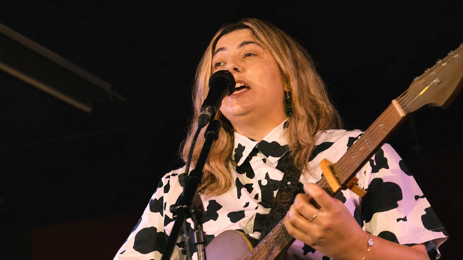 Guitarist performing at The New Age Fundraiser