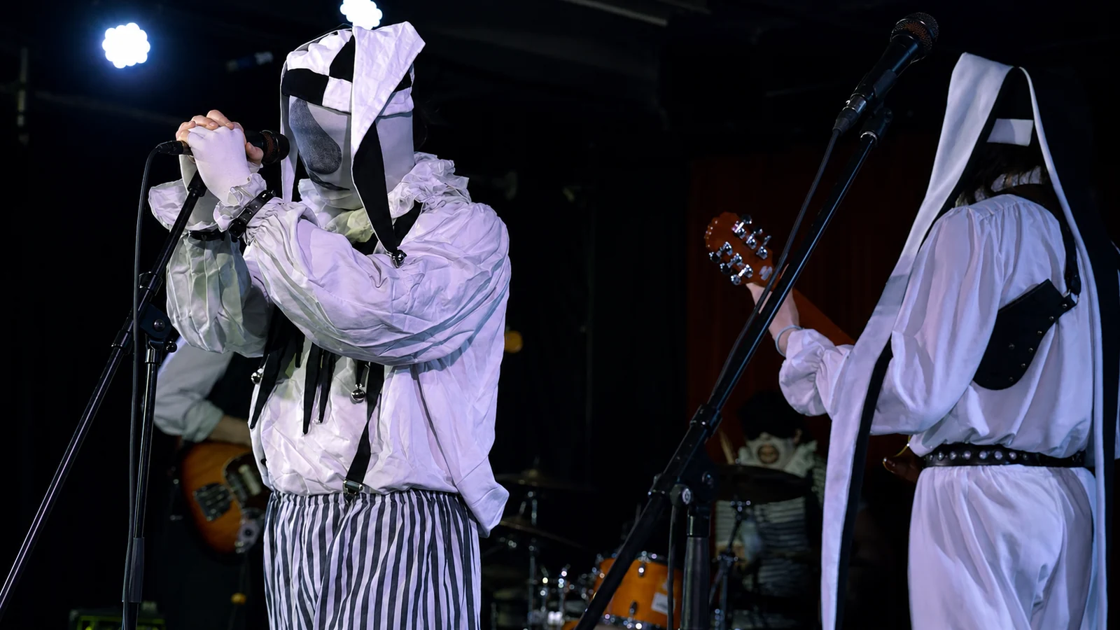 Costumed performance at The New Age Fundraiser
