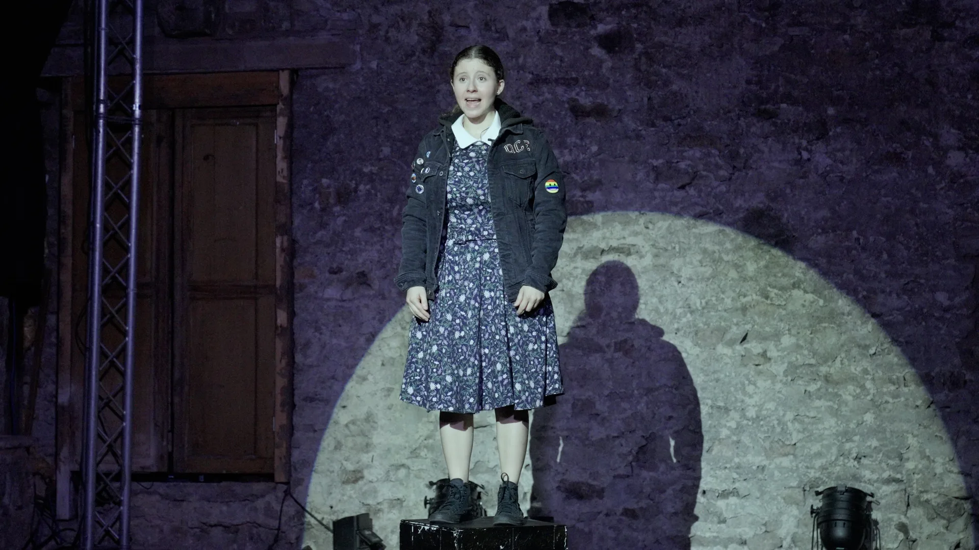 Spotlit performance from That’s Ace at Edinburgh Fringe 2026